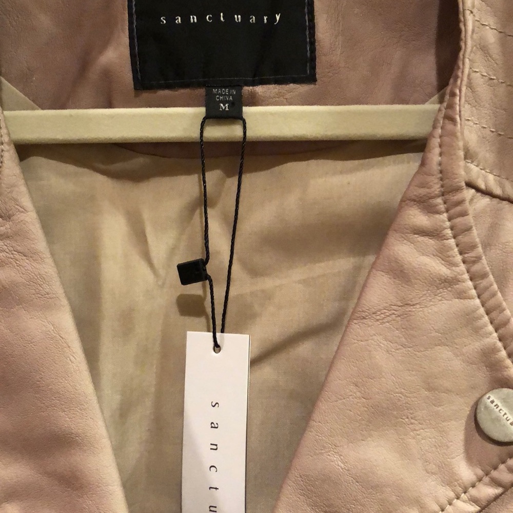 Vest - Picture 2 of 2